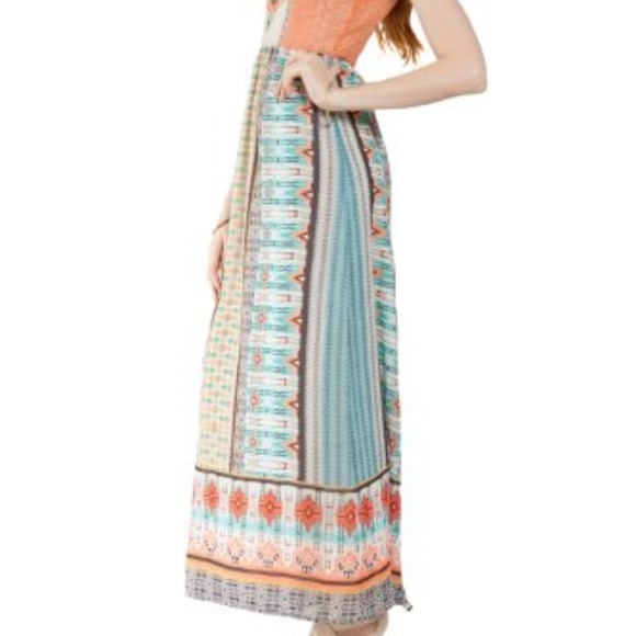 Bohemian Maxi Dress v-neck embroidered, vintage look - Picture 3 of 12
